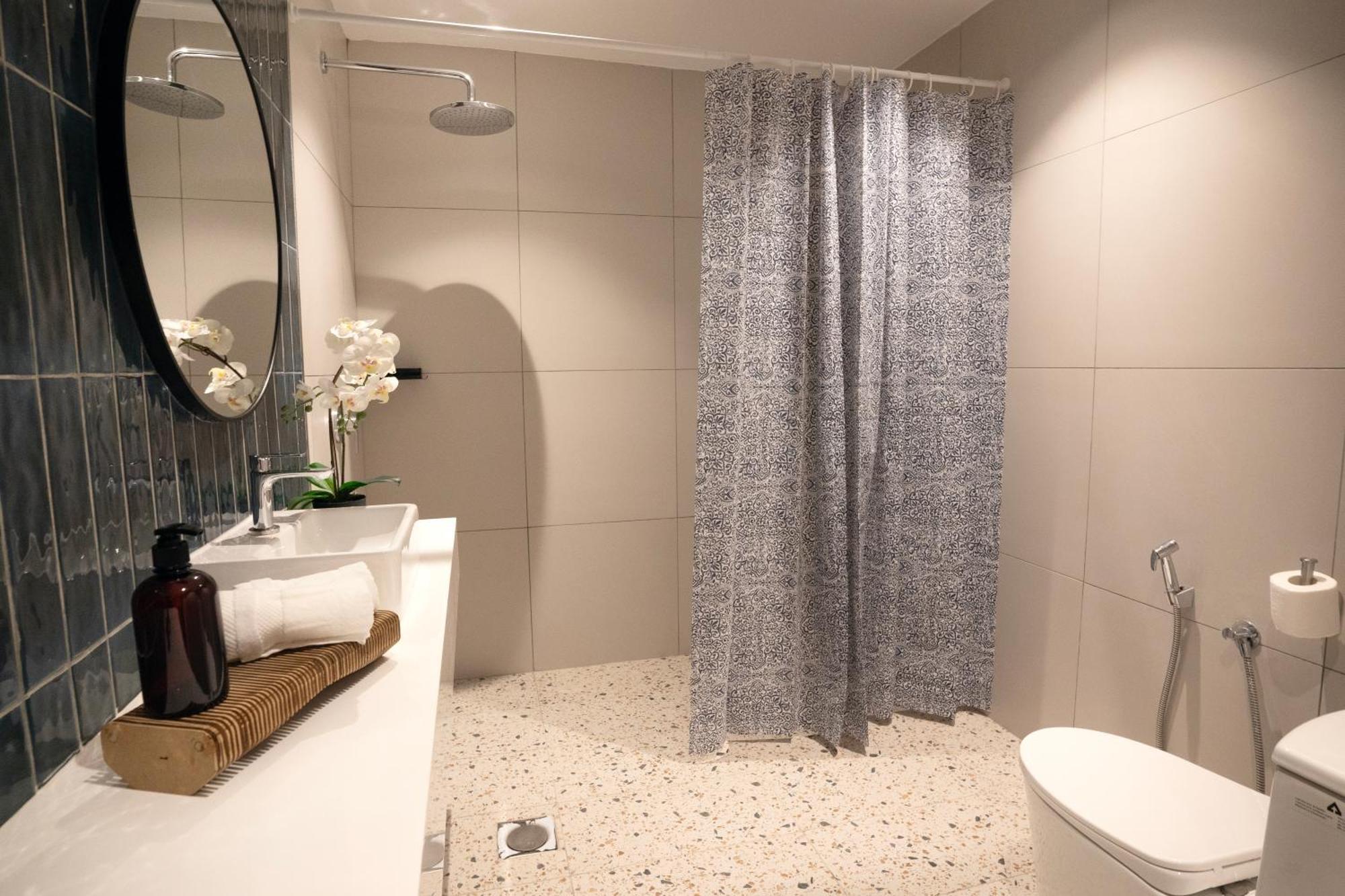 Ukiyo Suites Petaling Jaya Esterno foto